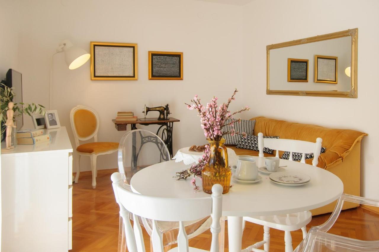 Julie City Centre Porec Apartment Экстерьер фото